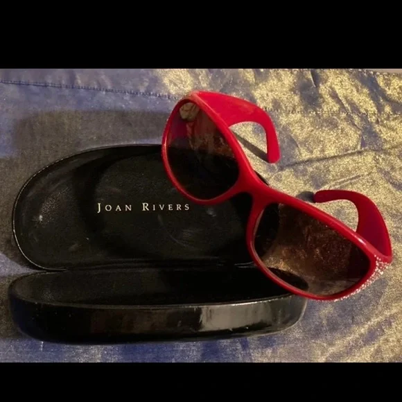 JOAN RIVERS Red Crystal Encrusted Sunglasses & Signed Case NWOT Behind the Laughter: Joan Rivers on Her Family, Suicide, and  main image 4